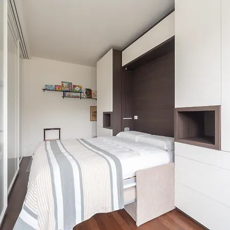 Aparthotel Charming & Bright Near Milan's Fashion District Milan